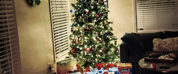 Your Last-Minute Gift Guide For Everyone